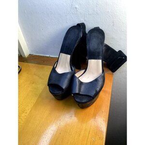 Michael Kors collection big buckle heel 37/7